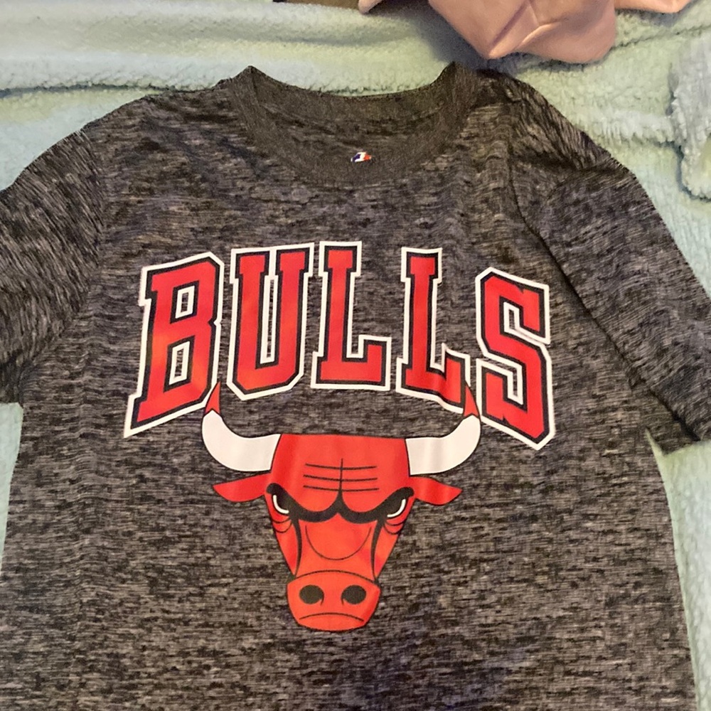 Bulls shirt